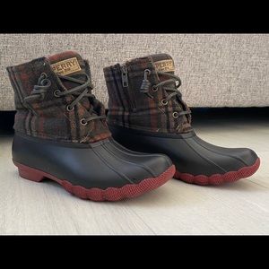Sperry Women’s Saltwater Duck Boot